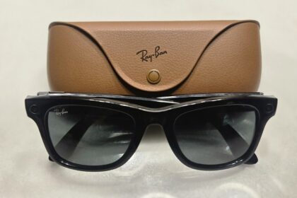 Des lunettes connectées qui font tourner l'IA sans le cloud grâce à PrismML