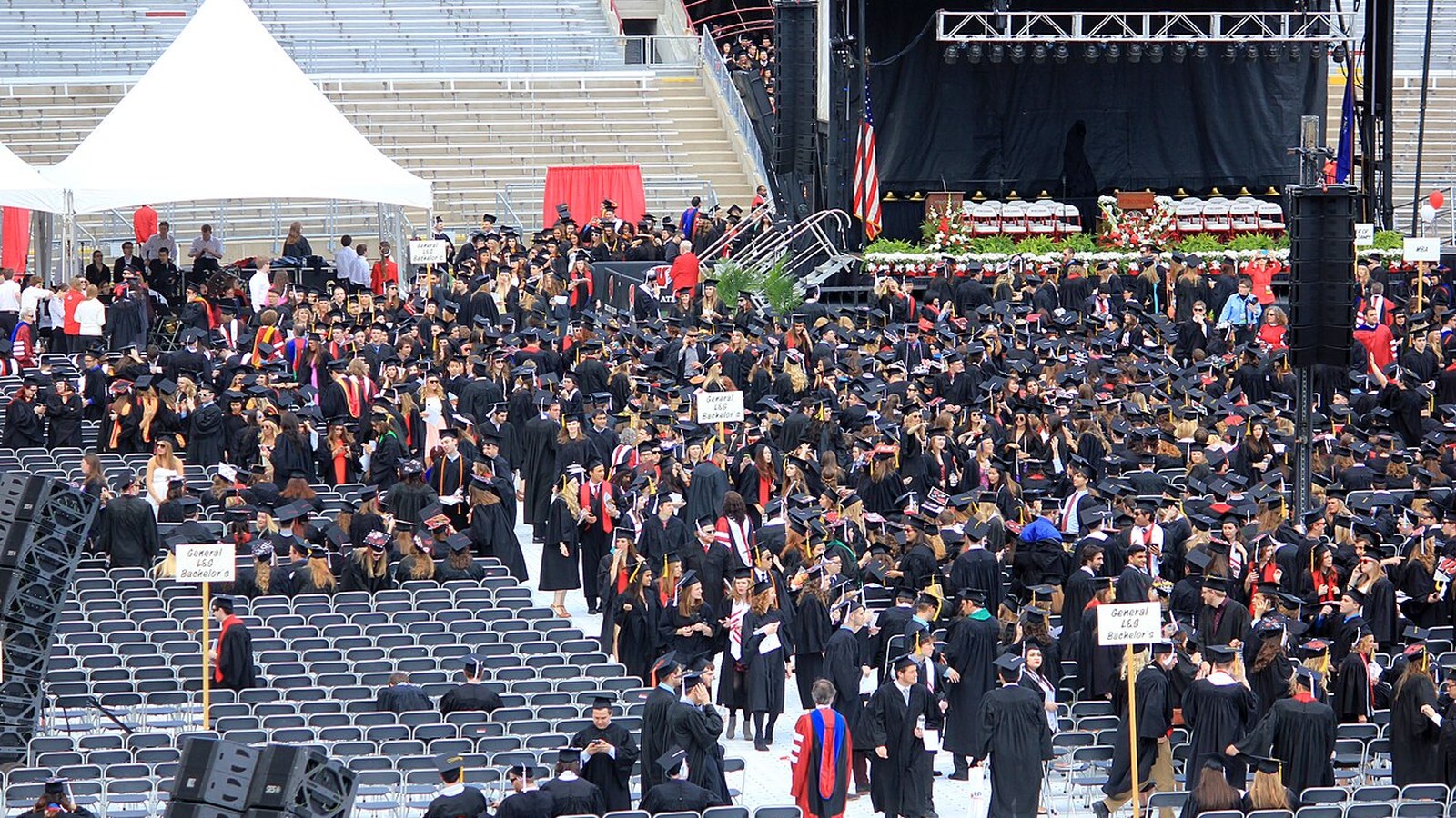 L'IA n'a pas (encore) fait flamber le chômage des jeunes diplômés américains
