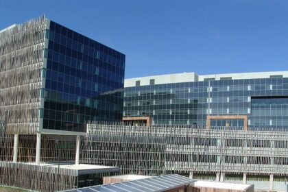 Agents IA incontrôlés : OpenAI avoue des intrusions sur des dizaines de sites officiels