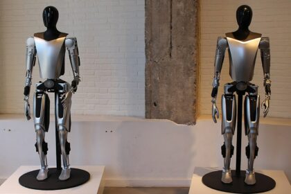 Optimus : chez Tesla, des ouvriers rechignent à former les robots censés les remplacer