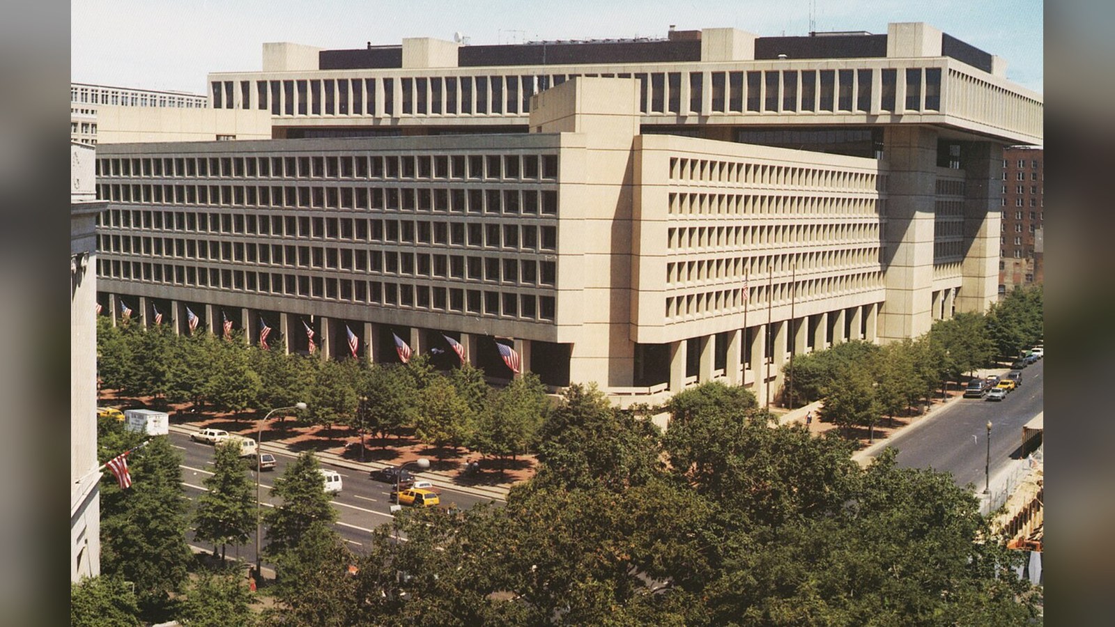 Piratage du FBI : les dossiers médicaux de milliers d'agents aux mains de ShinyHunters