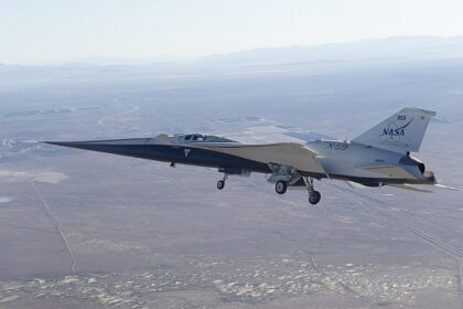 X-59 : la NASA veut un avion supersonique silencieux, et garde un pilote à bord