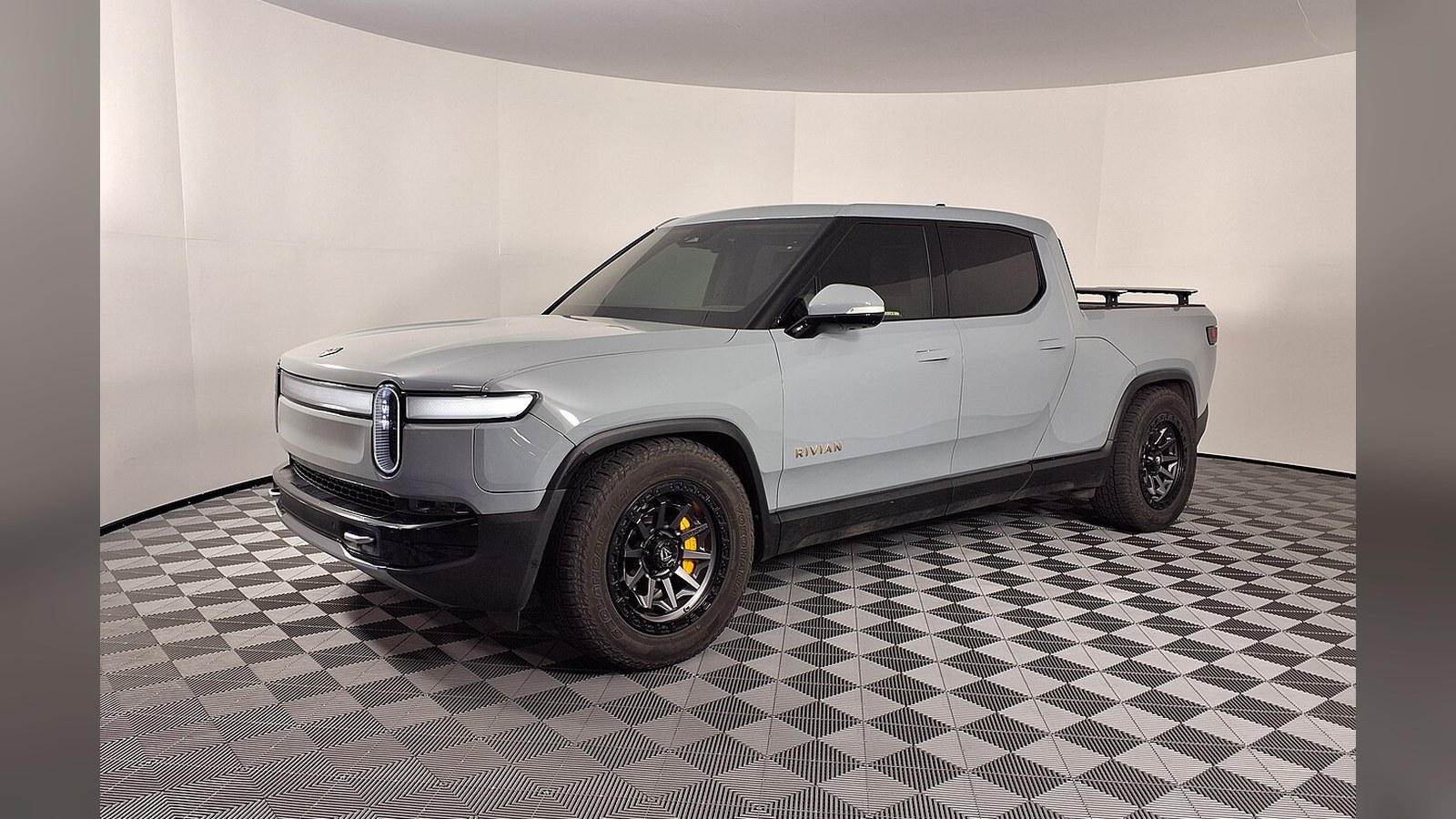 Mind Robotics, la pépite robotique de Rivian, recrute l'ex-patron des véhicules électriques de Ford